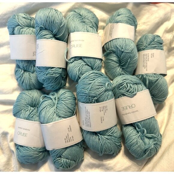 TWINKLE HANDKNITS CRUISE Yarn ~ Color # 34 Capri Blue ~ 120yds/50g ~ Lot 9 skein - Picture 1 of 6